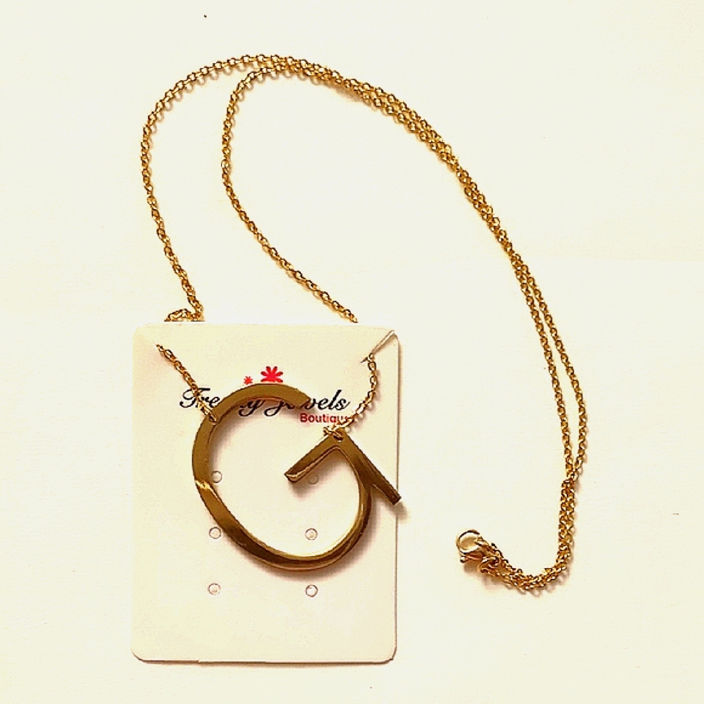 Trendy Jewels "G" Minimalist Necklace